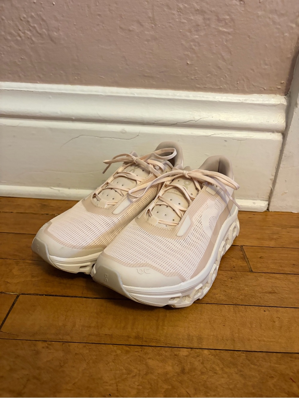 OC On-Running Cloudmonster Void Sneaker